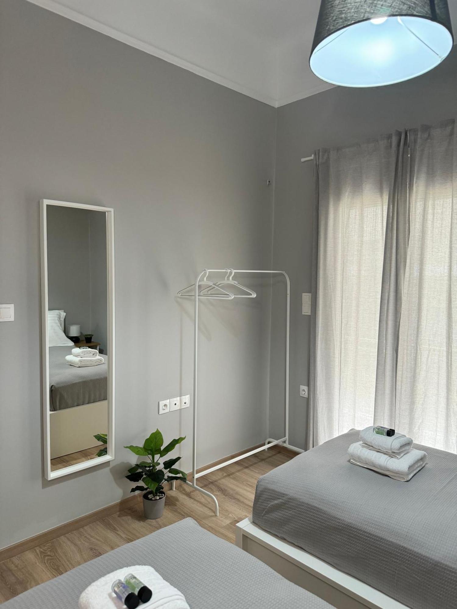 Urban Breeze Aparment 1 Apartment Athens Luaran gambar