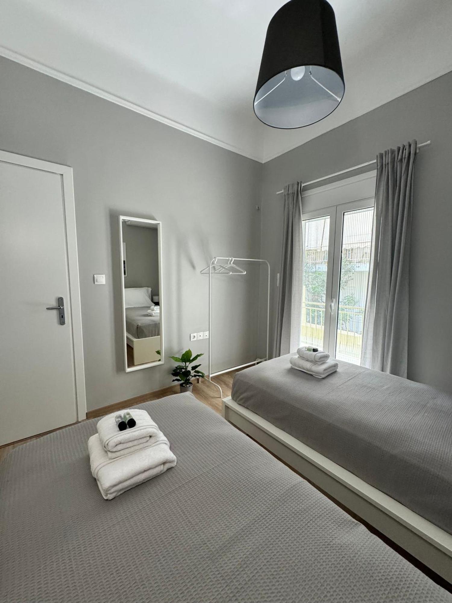 Urban Breeze Aparment 1 Apartment Athens Luaran gambar